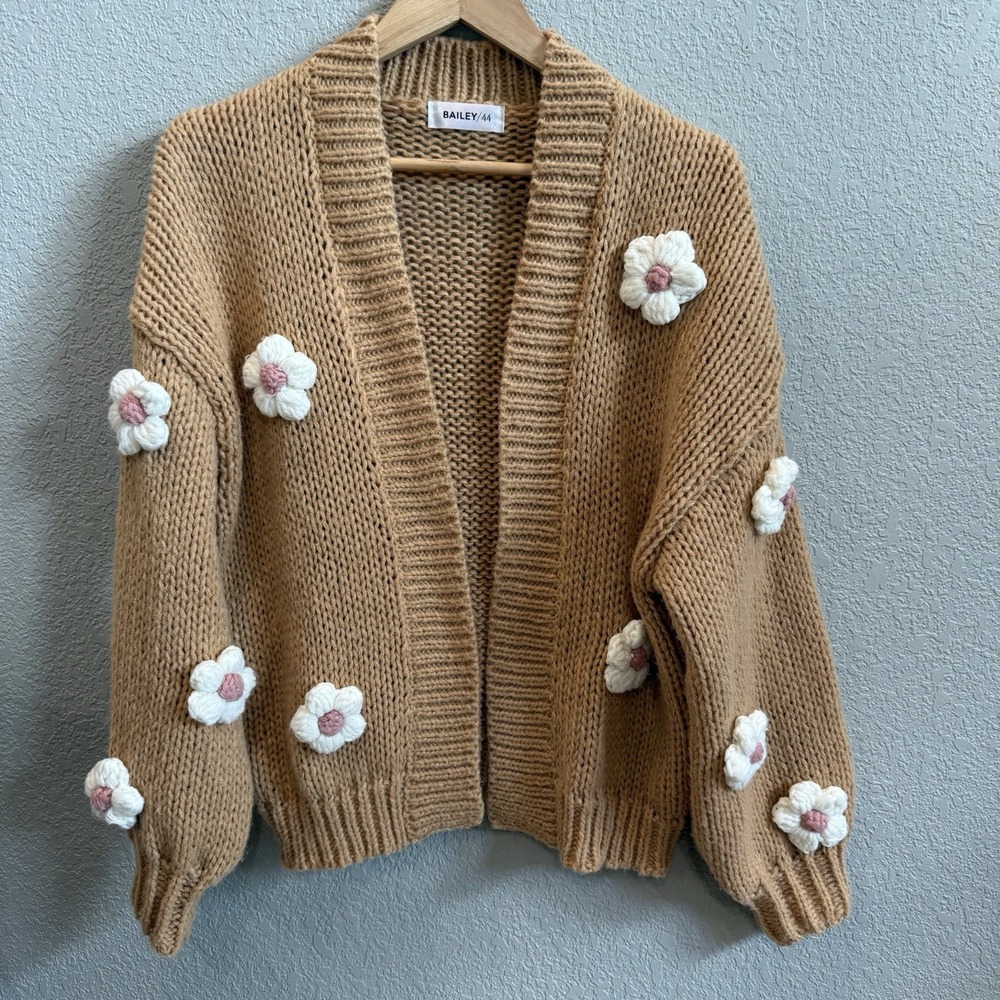 Bailey 44 Cardigan Chunky Knit 3D Flowers Open Front